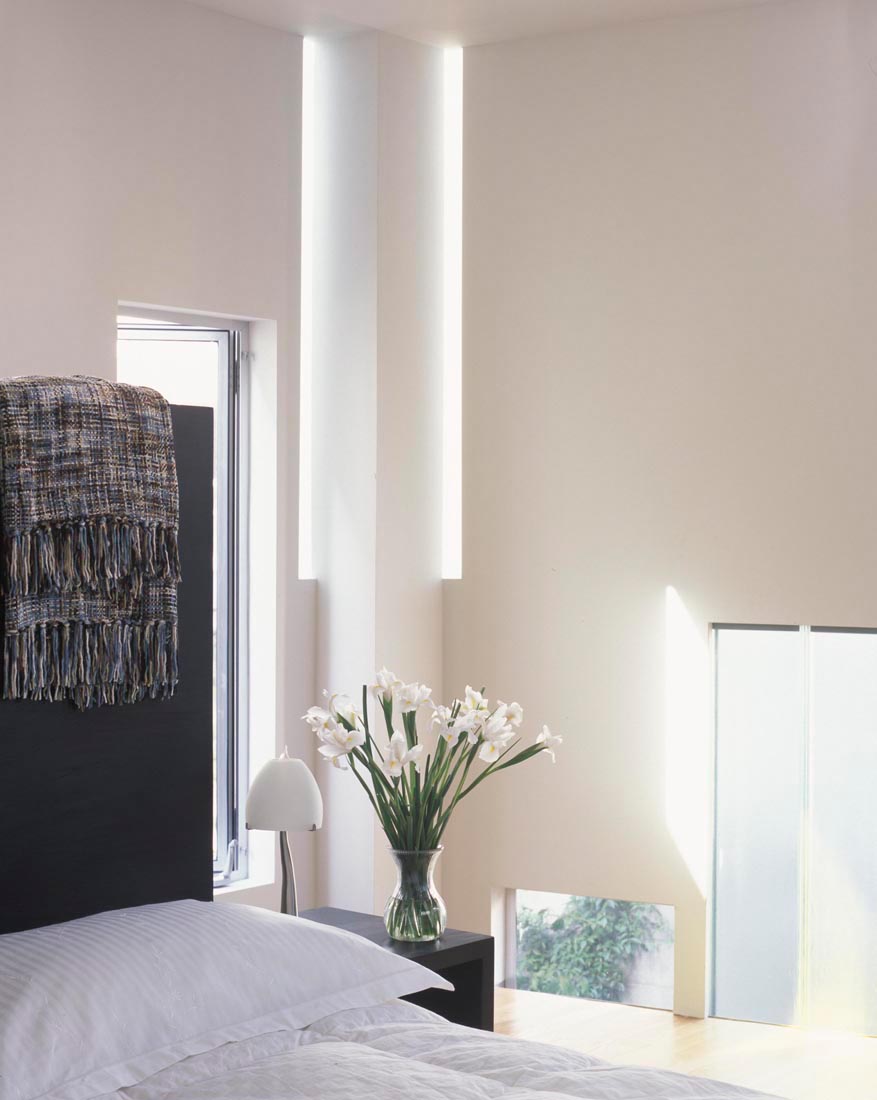 1109127505_loha-michaelweschler-ve-masterbedroom-detail 1109127505_loha-michaelweschler-ve-masterbedroom-detail