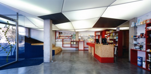 1756585400_10