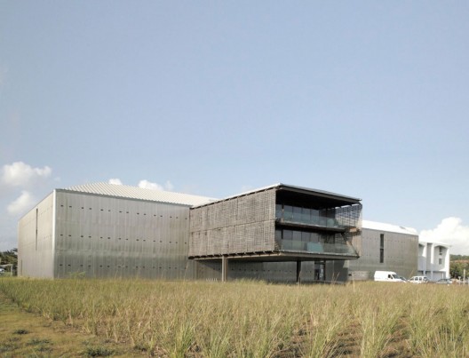 Rectorate Office Building / Hauvette & Associés