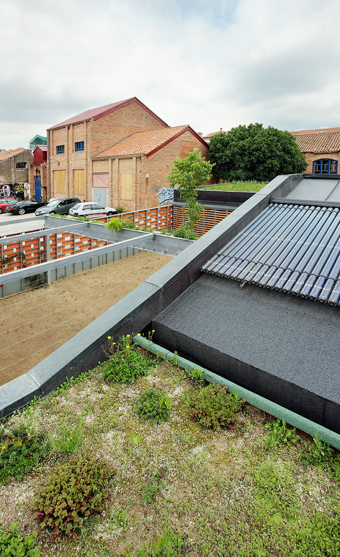 Senior Citizen Community Center / F451 Arquitectura