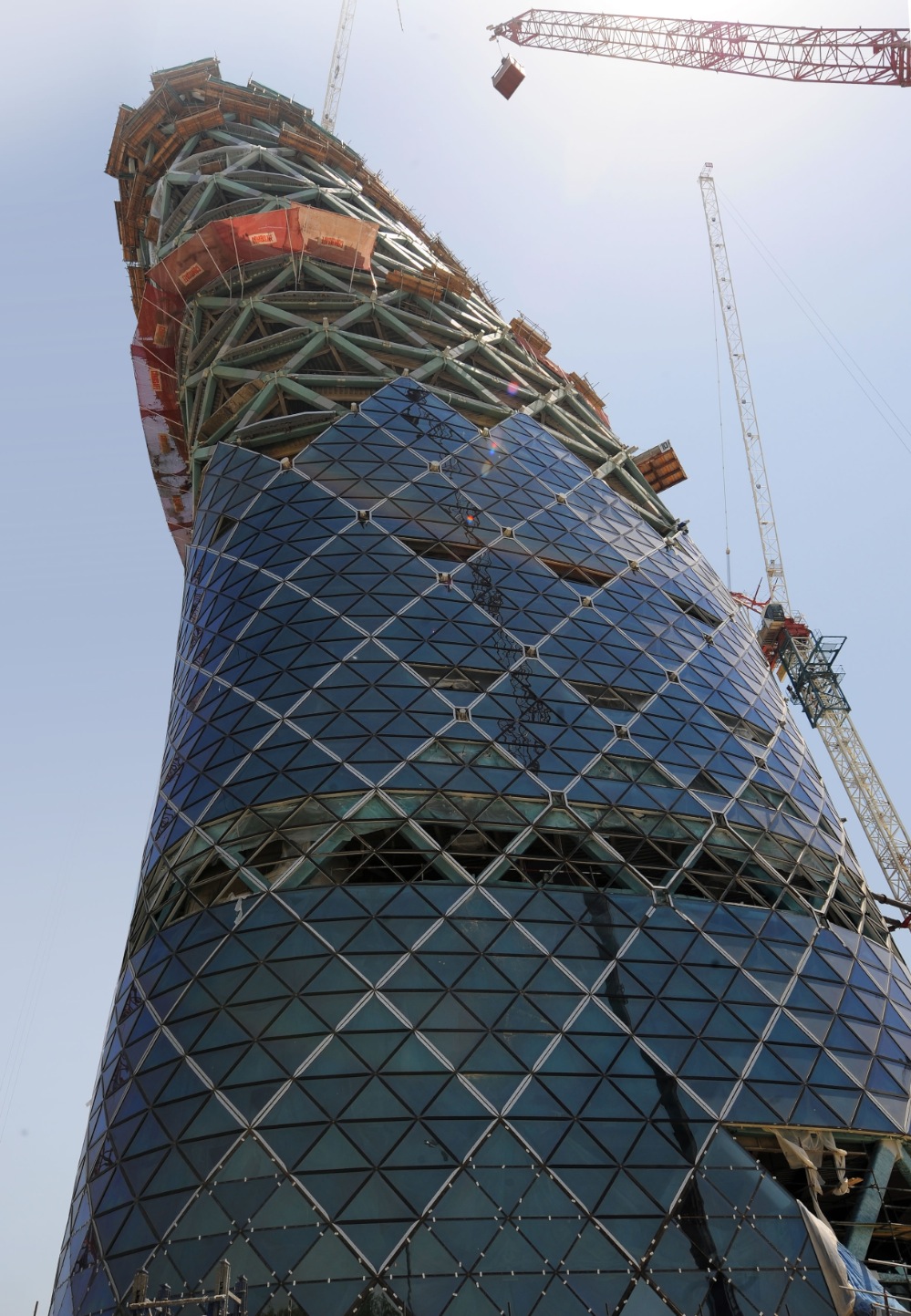 2095542795_capital-gate-at-halfway-mark 2095542795_capital-gate-at-halfway-mark