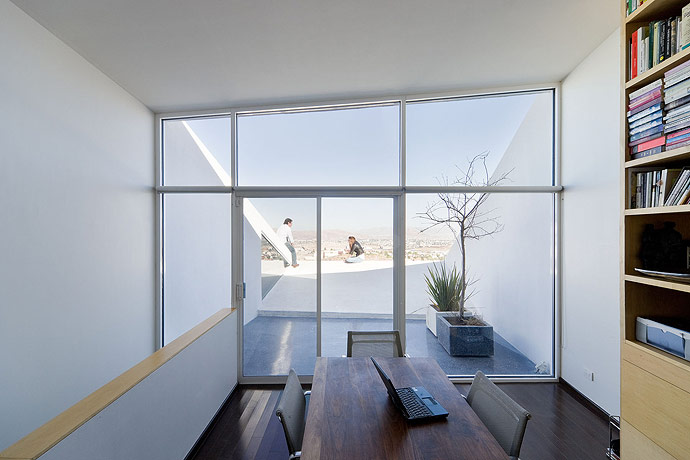 House in Chihuahua / PRODUCTORA