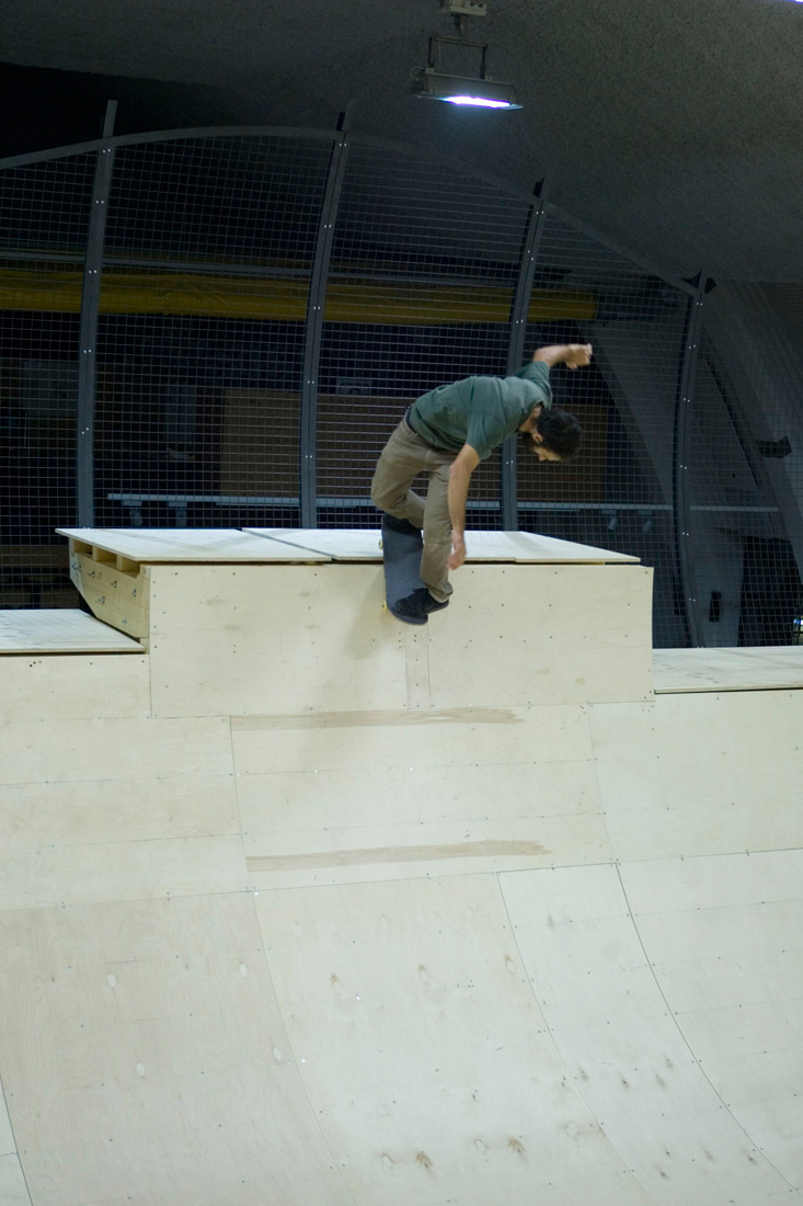 544523683_go3n0140 bowl construction