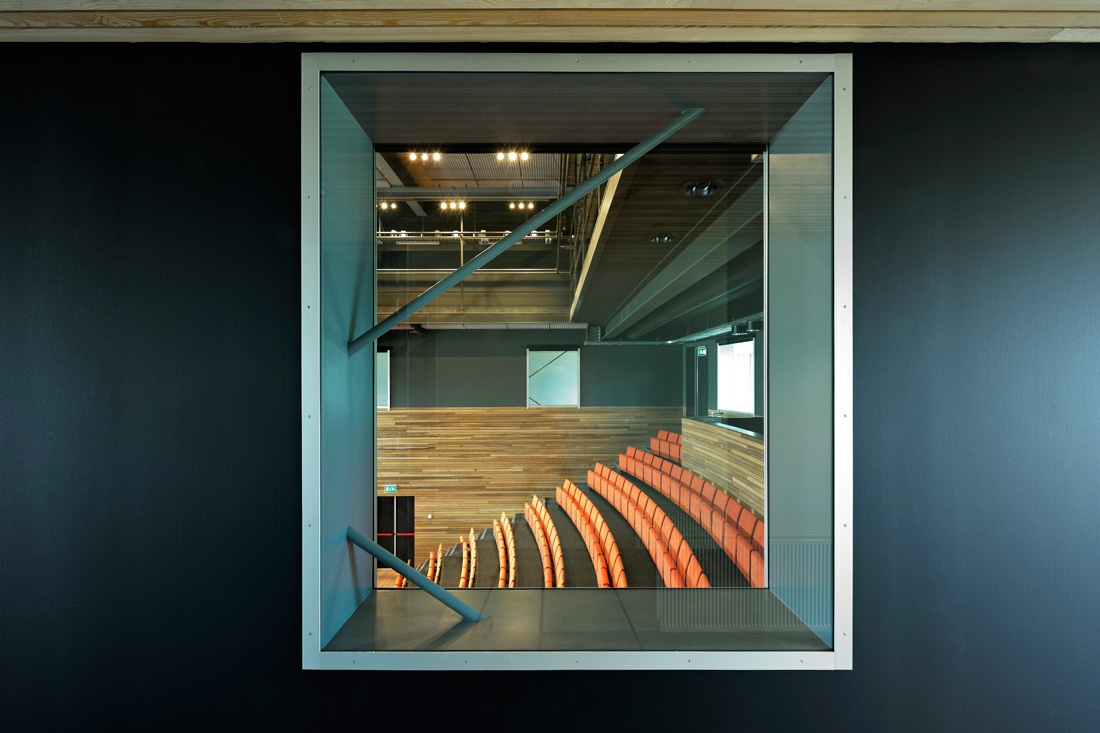 Bijlmer Park Theater / Paul de Ruiter