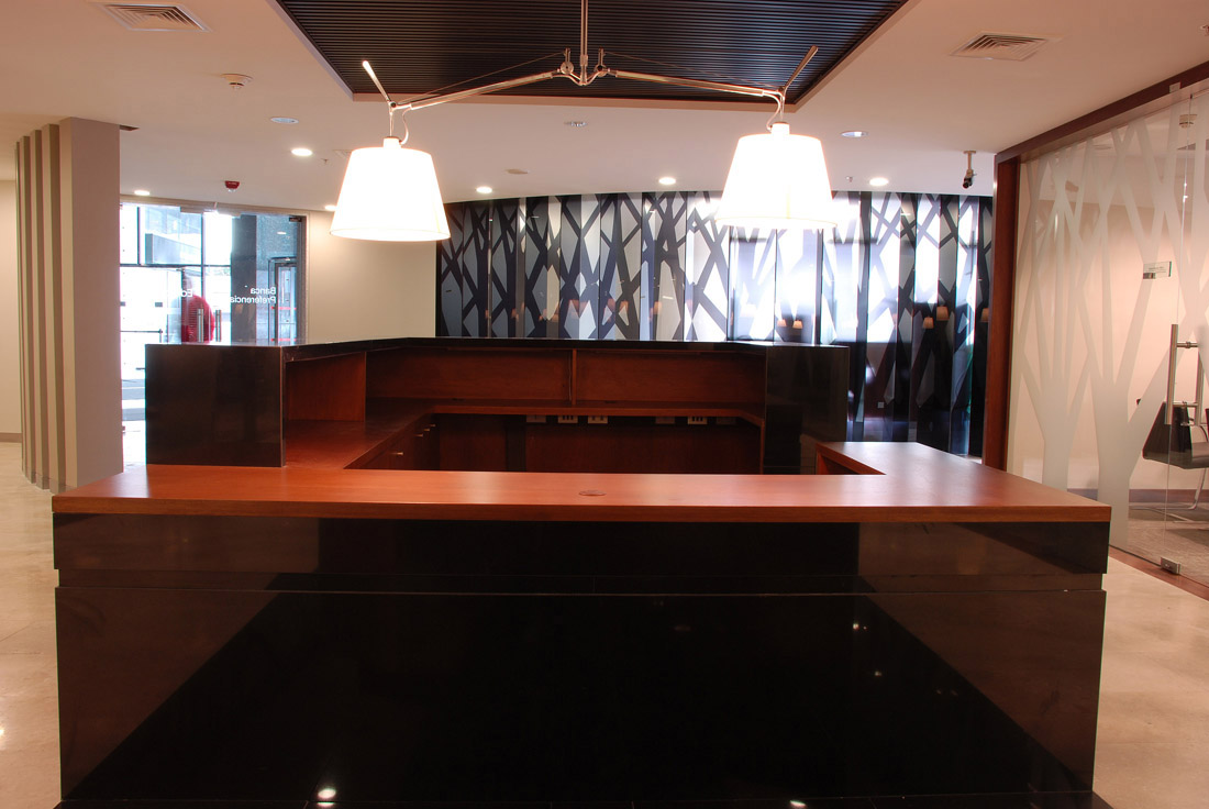 El Bosque offices / Mas y Fernández Arquitectos