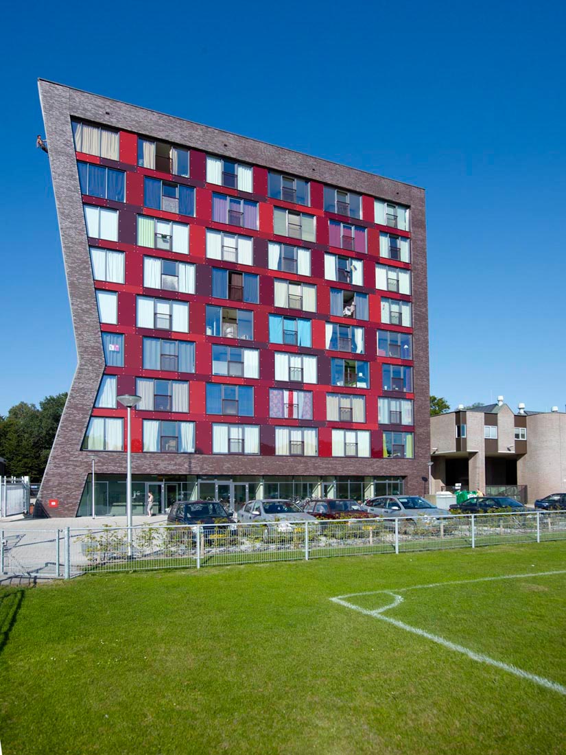 991471943_cp009474 Campagneplein
