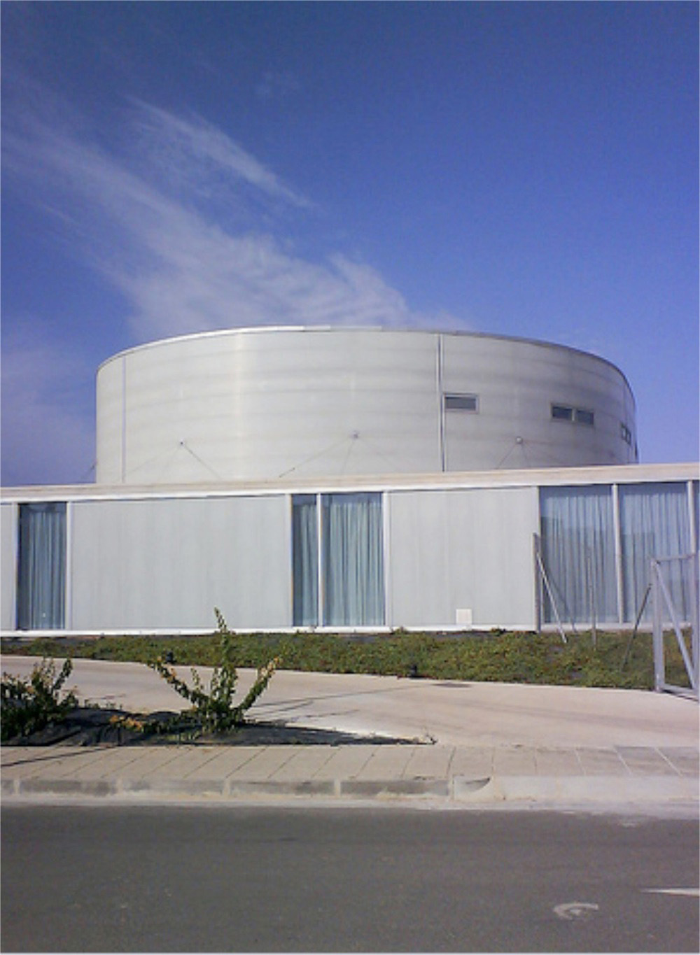 Santa Rita Geriatric Center / Manuel Ocaña