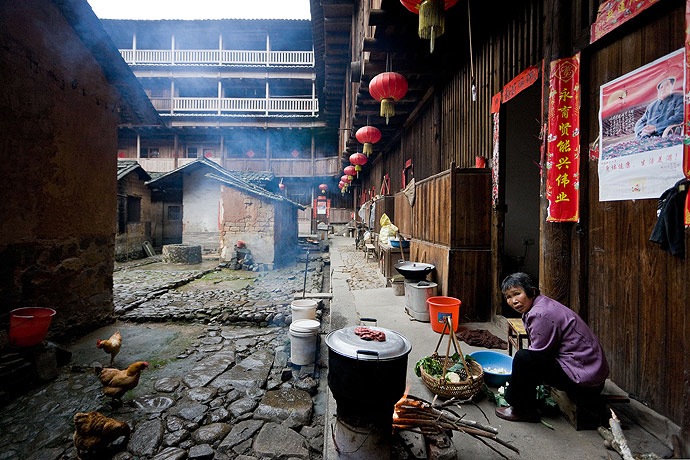 1438246856_yongding-tulou-hse-4828 Original hakka houses