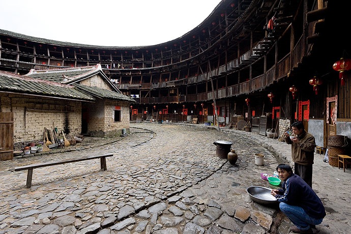 1469188522_yongding-tulou-hse-4608 Original hakka houses