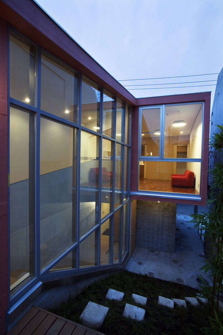 Yoyogi House / frontofficetokyo