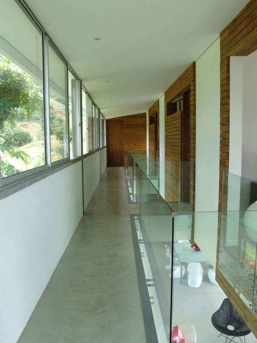 House on lot 23 / Juan Esteban Correa