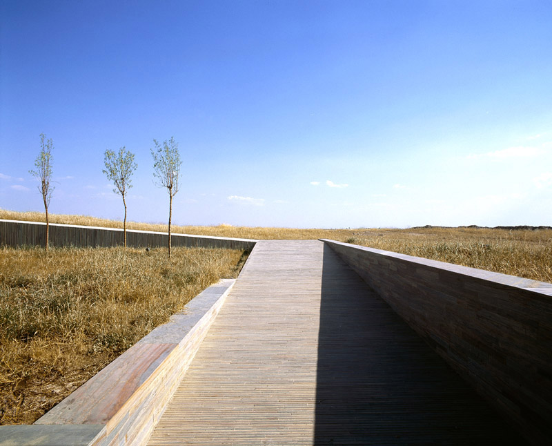 518435442_04-pns-museum-access-ramp 518435442_04-pns-museum-access-ramp