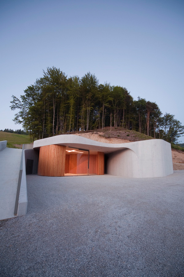 farewell-chapel_foto-tomaz-gregoric_02 farewell-chapel_foto-tomaz-gregoric_02