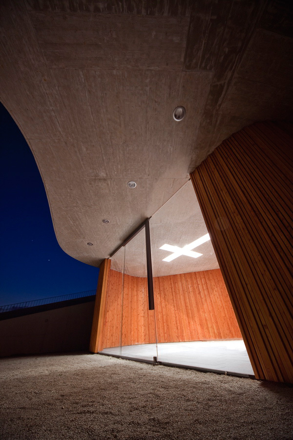 farewell-chapel_foto-tomaz-gregoric_07 farewell-chapel_foto-tomaz-gregoric_07