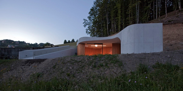 farewell-chapel_foto-tomaz-gregoric_08_ farewell-chapel_foto-tomaz-gregoric_08_