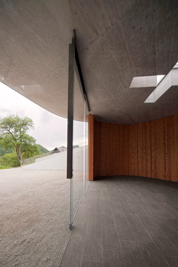 farewell-chapel_foto-tomaz-gregoric_21 farewell-chapel_foto-tomaz-gregoric_21