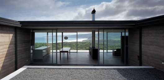 Johanna House / Nicholas Burns