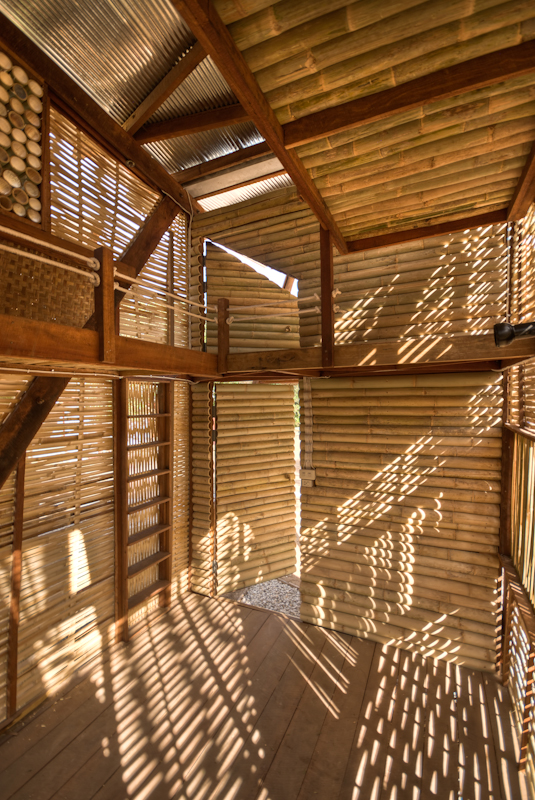Soe Ker Tie House / TYIN Tegnestue