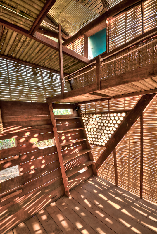 Soe Ker Tie House / TYIN Tegnestue