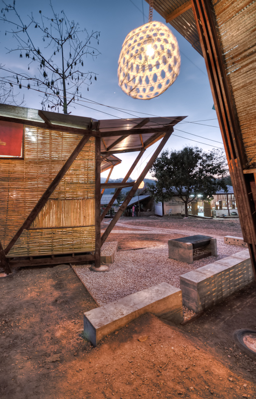 Soe Ker Tie House / TYIN Tegnestue