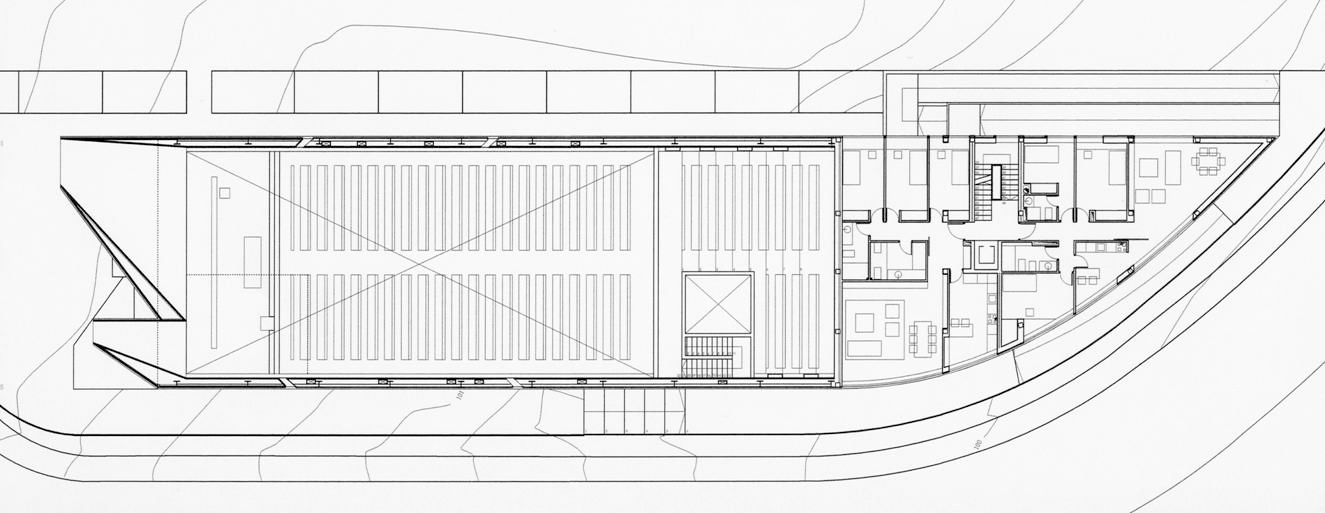 Parish Church of Santa Monica / Vicens & Ramos