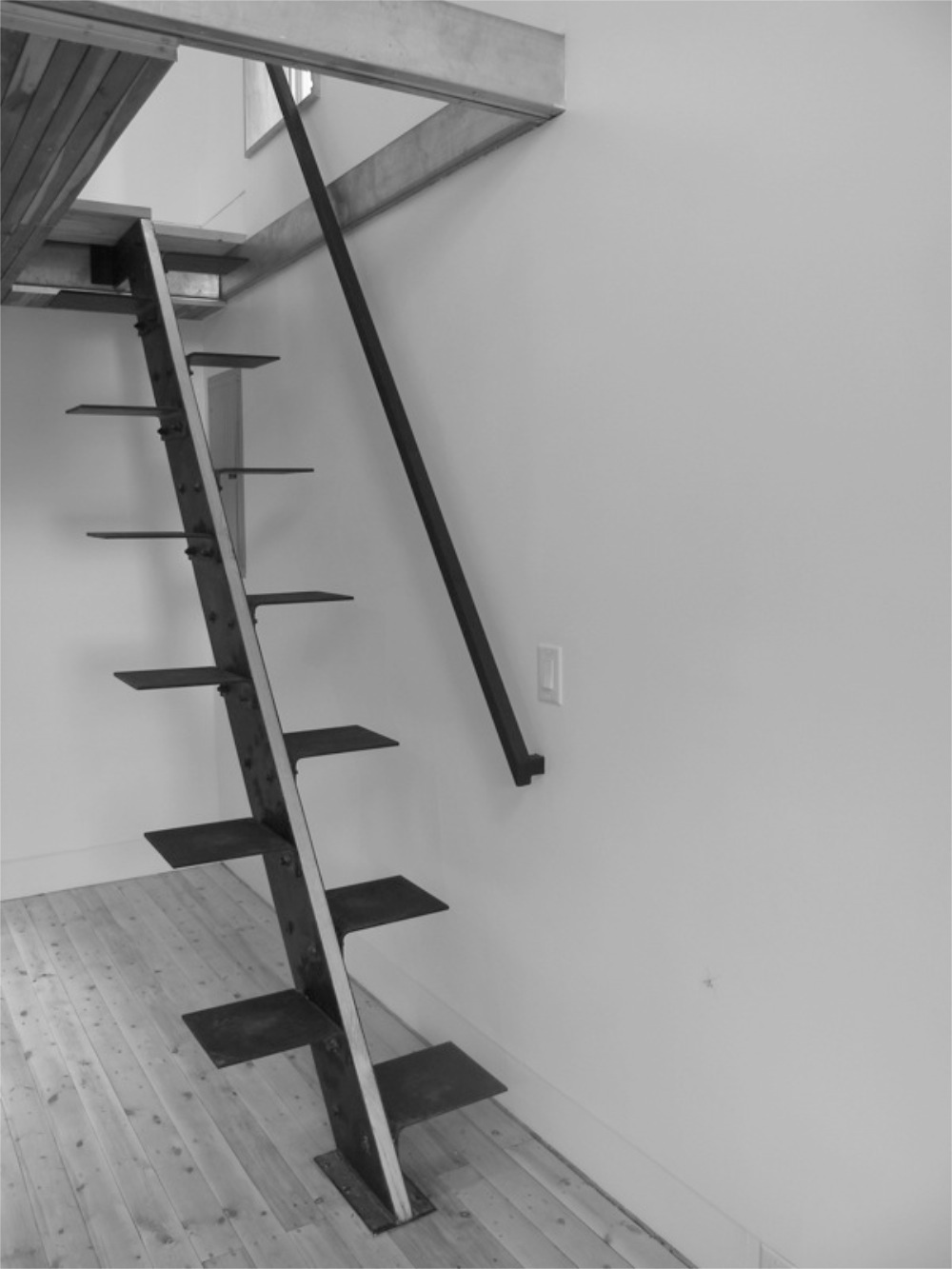 skip-step-stair skip-step-stair