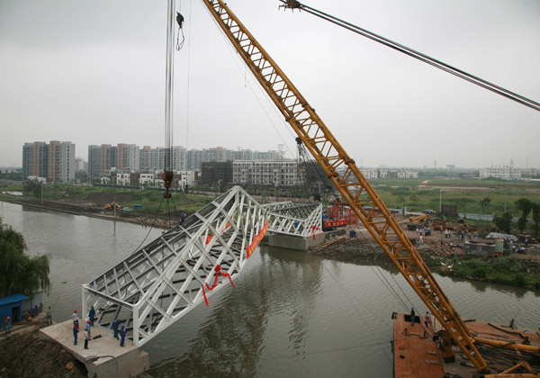 Quingpu Pedestrian Bridge / CA-DESIGN