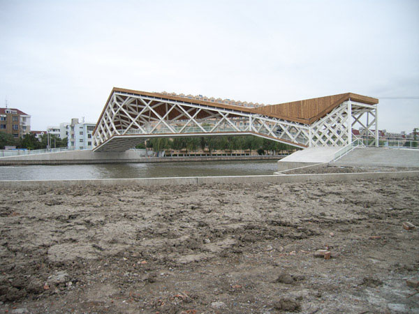 080926_qpb 080926_qpb