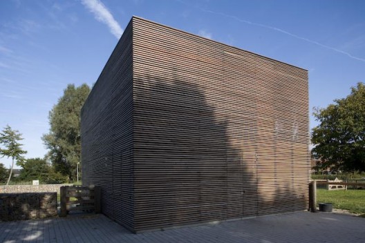 Petting Farm / 70F Architecture
