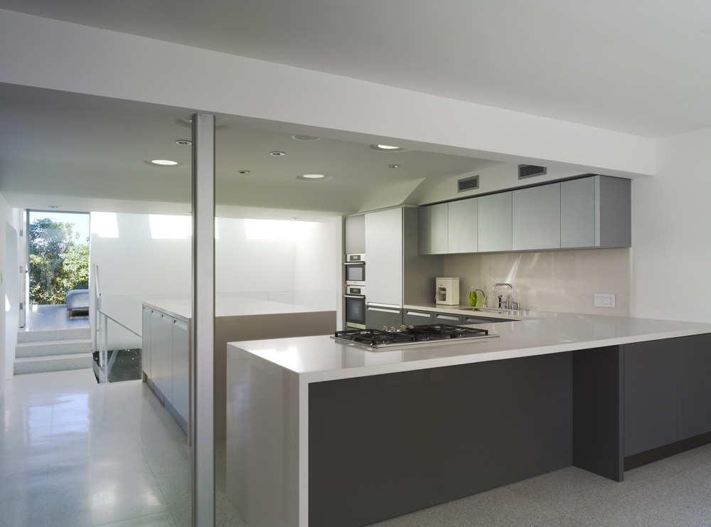 Alan Voo House / Neil M. Denari Architects