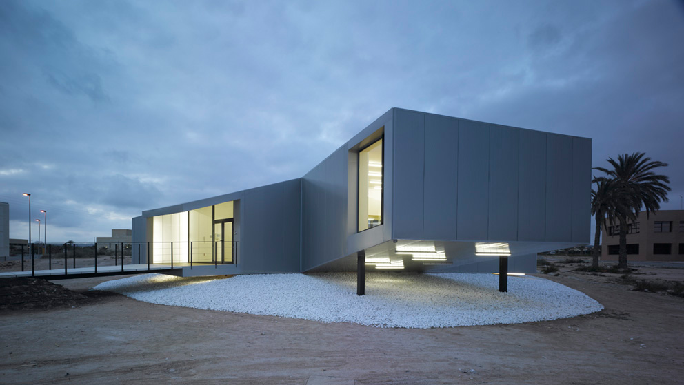 Media Pavillion / Moho Arquitectos + Carlos Abadía Sánchez