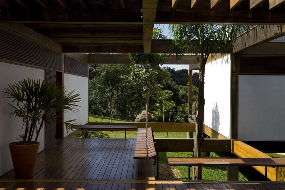 Grid House / Forte, Gimenes & Marcondes Ferraz Arquitetos