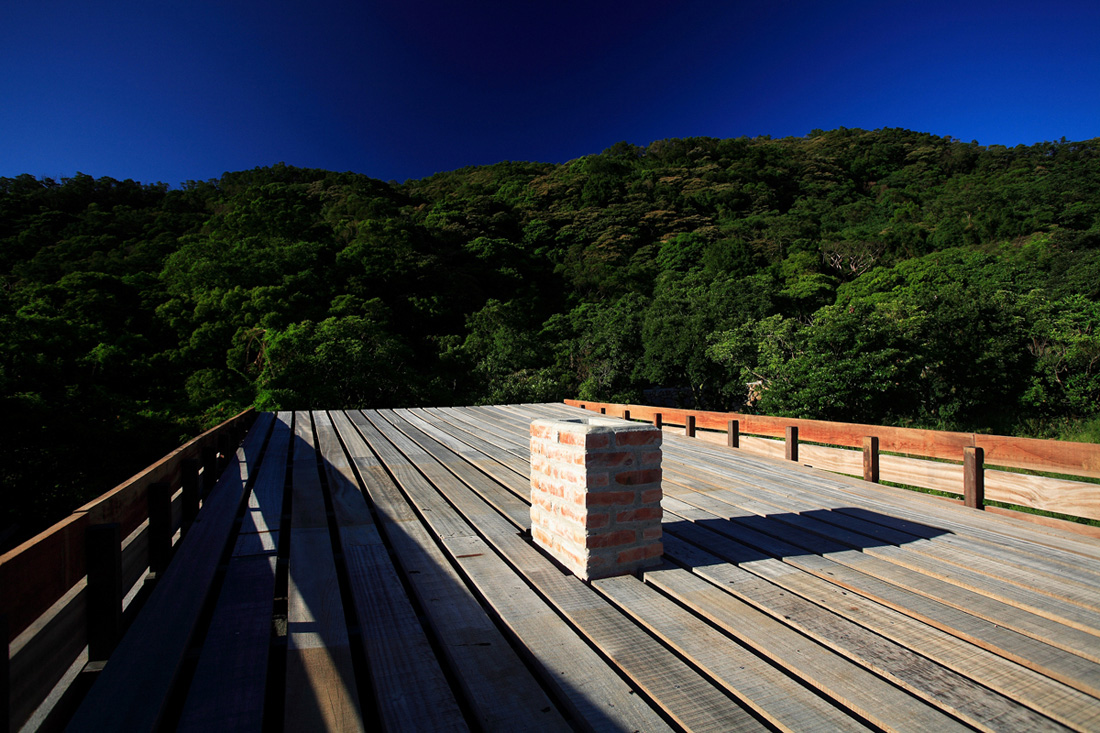chen-house_roof-terrace chen-house_roof-terrace