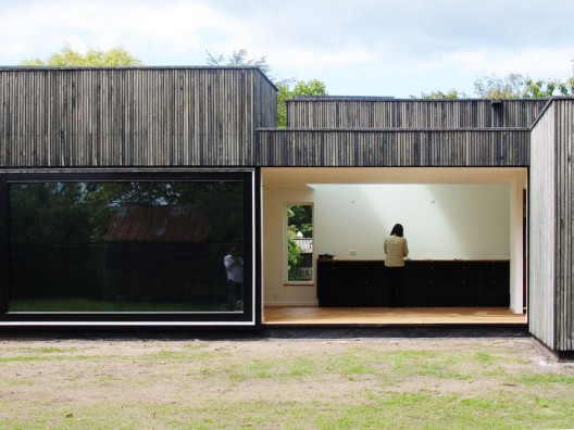 exterior07