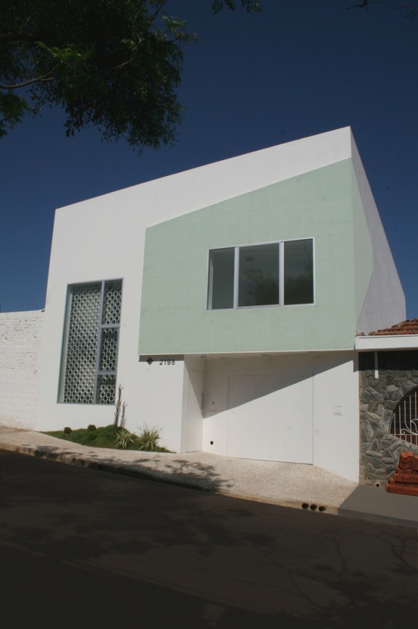 Ananda Clinic / Forma-i