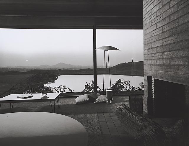 js08 Kramer House, 1953 Norco, CA / Richard Neutra, architect   © Julius Schulman