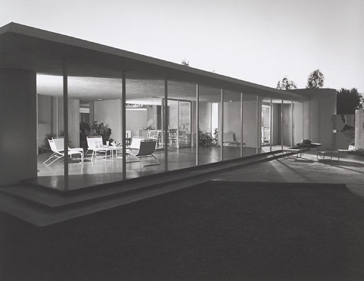 Drake House, 1952 Phoenix, AZ / Blaire Drake, architect   © Julius Schulman
