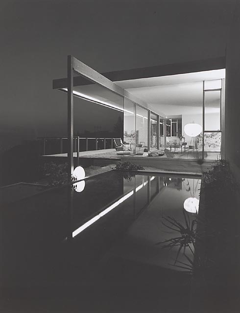 js14 Chuey House, 1958 Los Angeles, CA / Richard Neutra, architect  © Julius Schulman