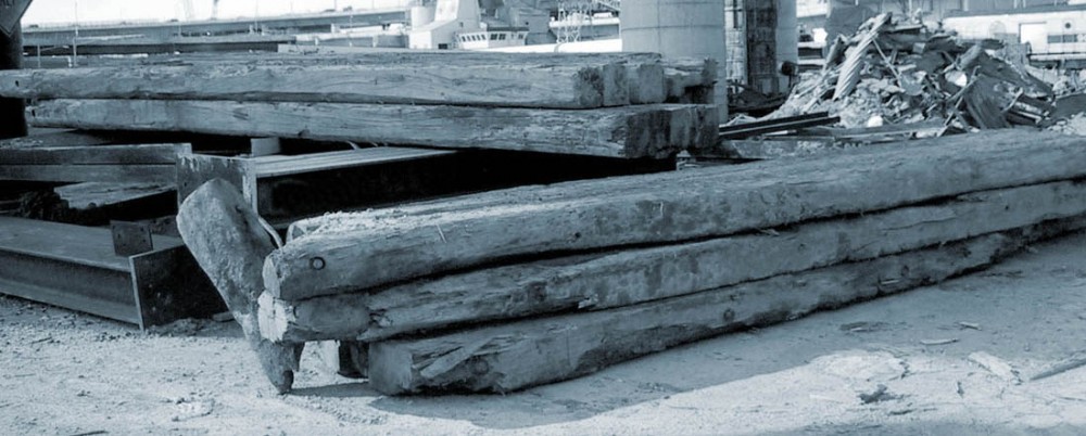 logs reutilized materials