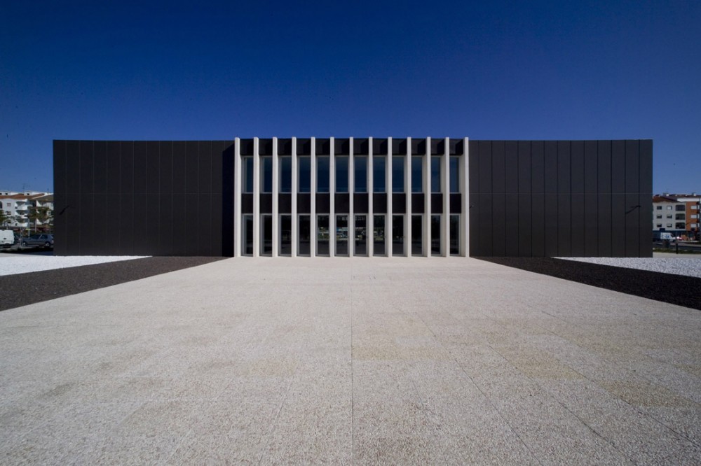 Municipal Market Of Pinhal Novo / Silva Dias Arquitectos
