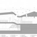 Alan-Voo House--Section section
