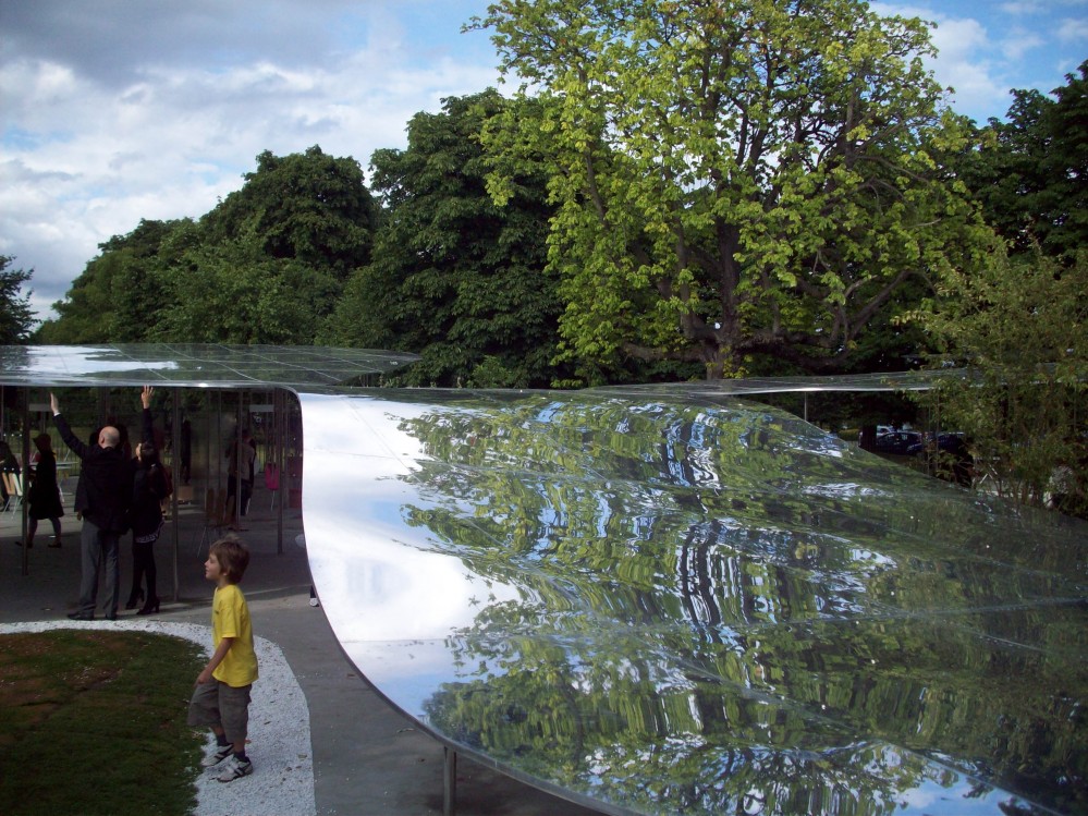 serpentine_pavilion_2009-javier_vergara_petrescu-22 Photo by Javier Vergara Petrescu