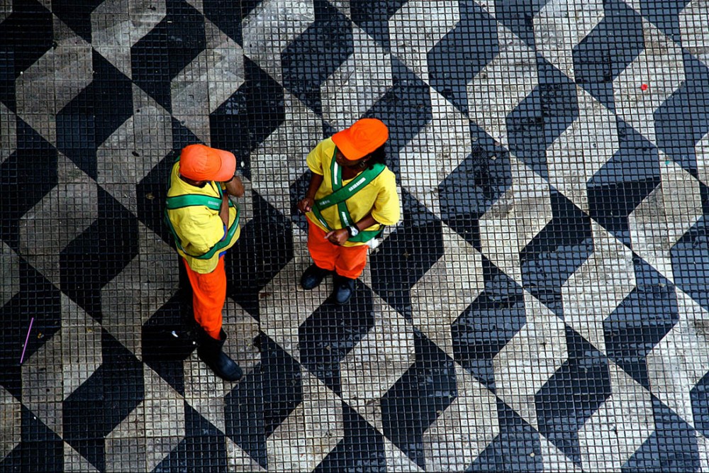 traditional-pavement-of-sao-paulo-photo-bert-hoetmer traditional-pavement-of-sao-paulo-photo-bert-hoetmer