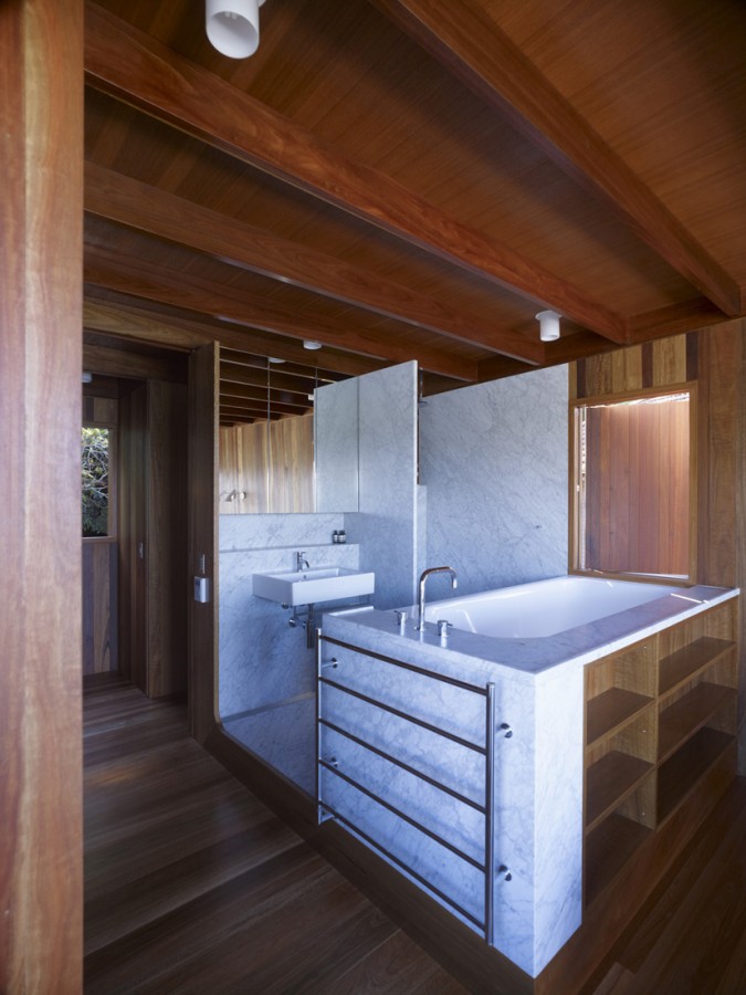 Whale Beach House / Neeson Murcutt Architects