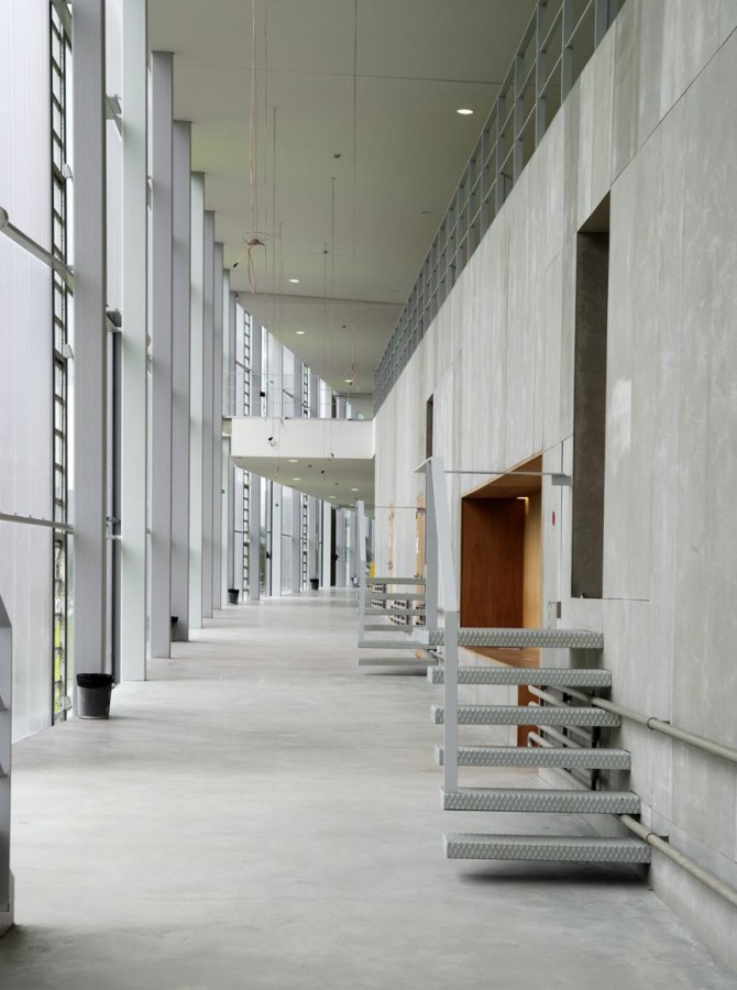 University of Pontevedra Campus / Irisarri + Piñera