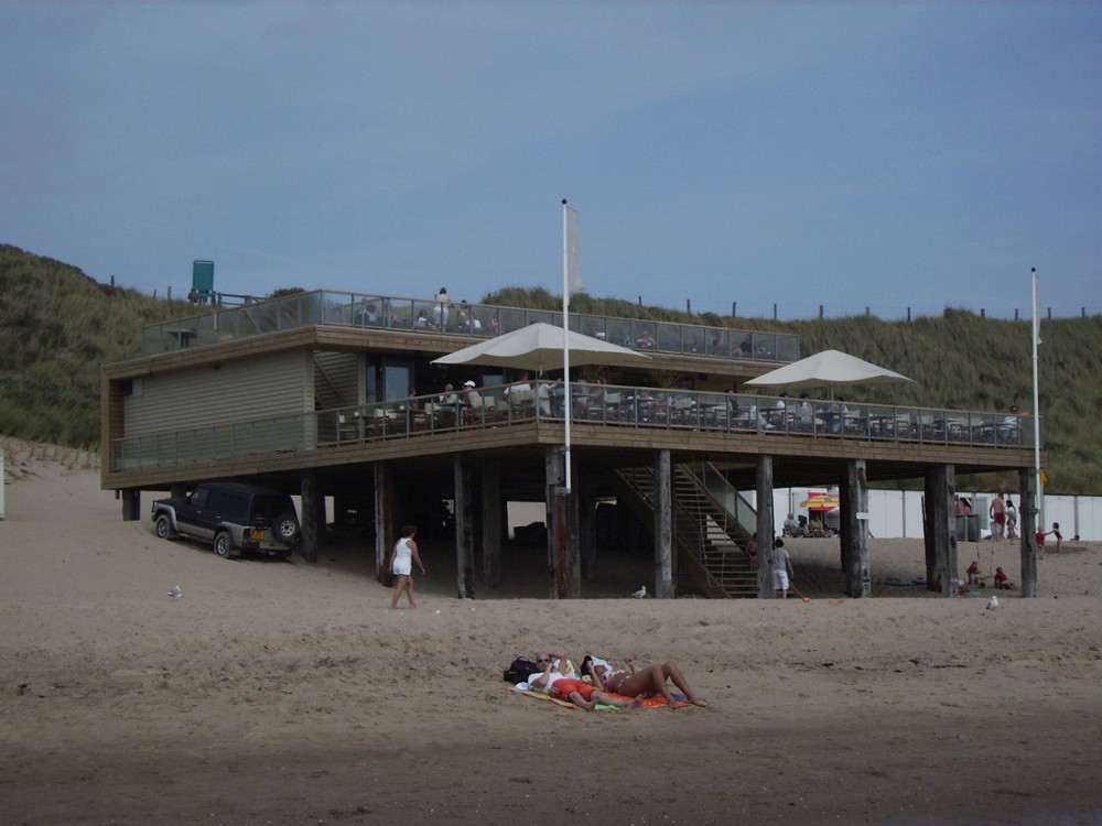 1250548187-beachclub-10 1250548187-beachclub-10