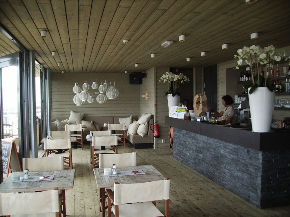 Beachclub / Spanjers Architect