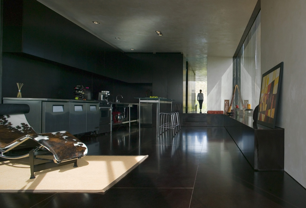 The Xeros Residence / Blank Studio