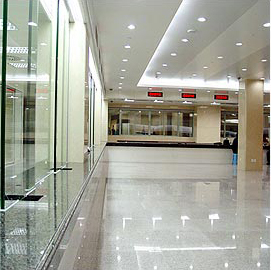 300C – Linear Plank Ceilings / Hunter Douglas Contract