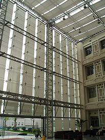 Roller Shades FR / Hunter Douglas Contract